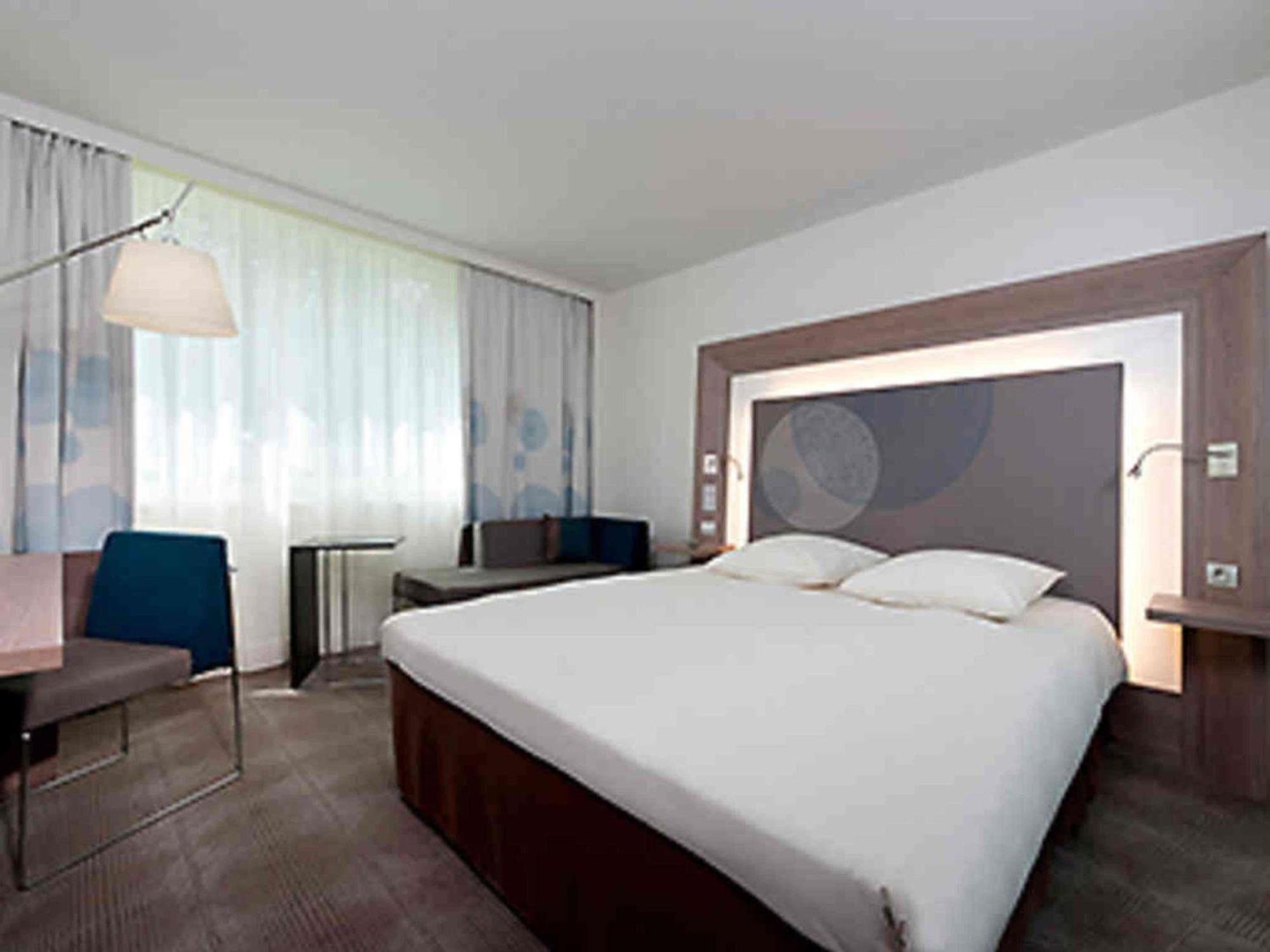 Novotel Paris Pont De Sèvres Exteriör bild
